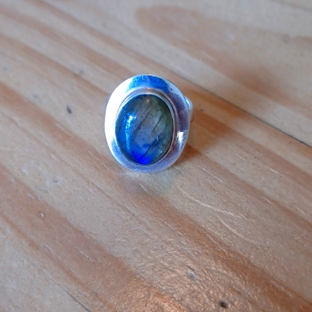 Sterling silver labradorite ring